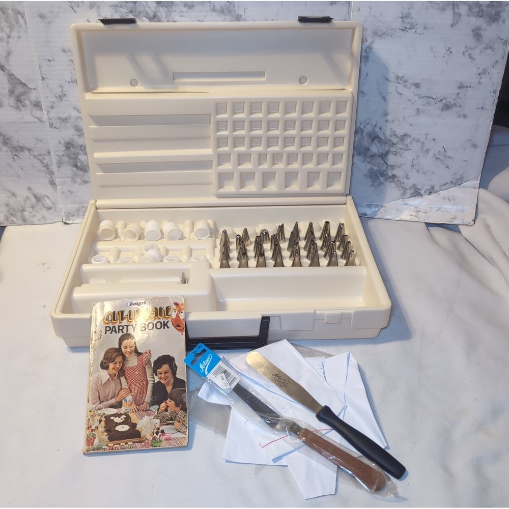 Cake Pastry Tool Storage Hard Case Organizer Wilton Kit W/ Tips 16"X11"